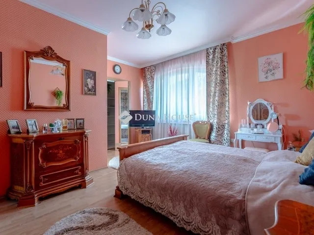 Eladó ház Siófok 330 nm