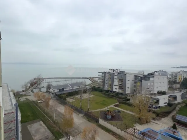 Eladó lakás Siófok, Ezüstpart 42 nm