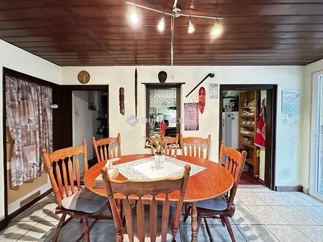 Eladó ház Újireg 107 nm