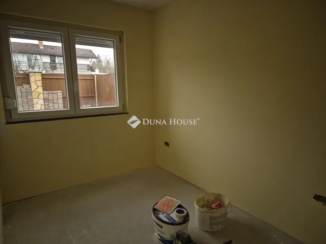 Eladó üdülő és hétvégi ház Balatonkenese 75 nm