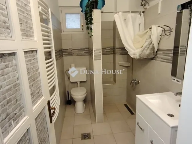 Eladó üdülő és hétvégi ház Békésszentandrás 127 nm