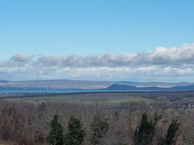 Eladó ház Teleki 61 nm