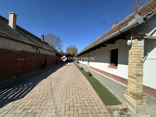 Eladó ház Sáregres 95 nm