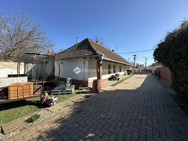 Eladó ház Sáregres 95 nm