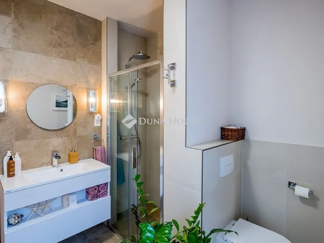 Eladó ház Siófok 285 nm