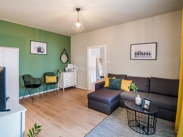 Eladó ház Siófok 285 nm