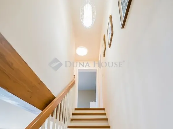 Eladó ház Siófok 285 nm