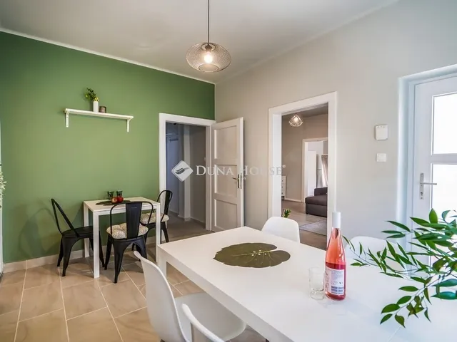 Eladó ház Siófok 285 nm