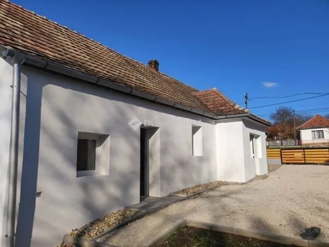 Eladó ház Kánya 70 nm