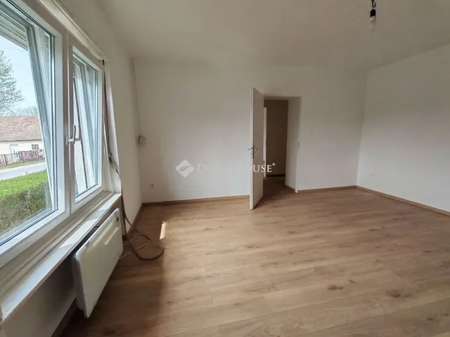 Eladó ház Iregszemcse 86 nm