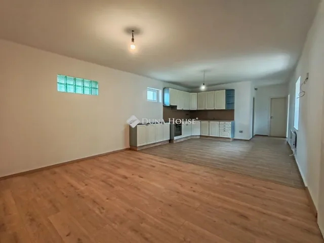 Eladó ház Iregszemcse 86 nm