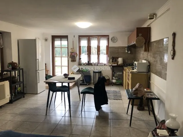 Eladó ház Enying 90 nm