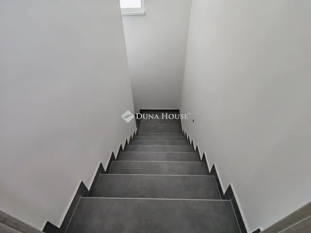 Eladó ház Siófok 291 nm