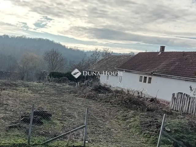 Eladó telek Nagyberény 568 nm