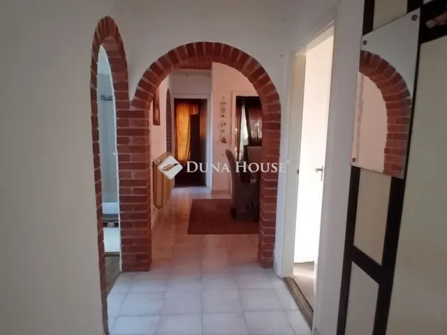 Eladó ház Siófok 210 nm