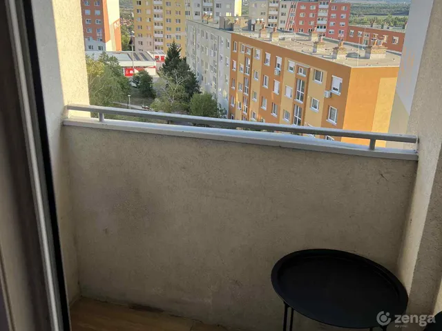 Eladó lakás Várpalota, Körmöcbánya 62 nm