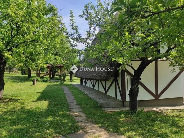 Eladó mezőgazdasági ingatlan Lovasberény 120 nm