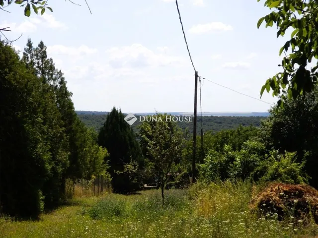 Eladó mezőgazdasági ingatlan Lovasberény 120 nm