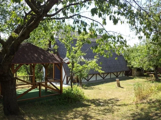 Eladó mezőgazdasági ingatlan Lovasberény 120 nm