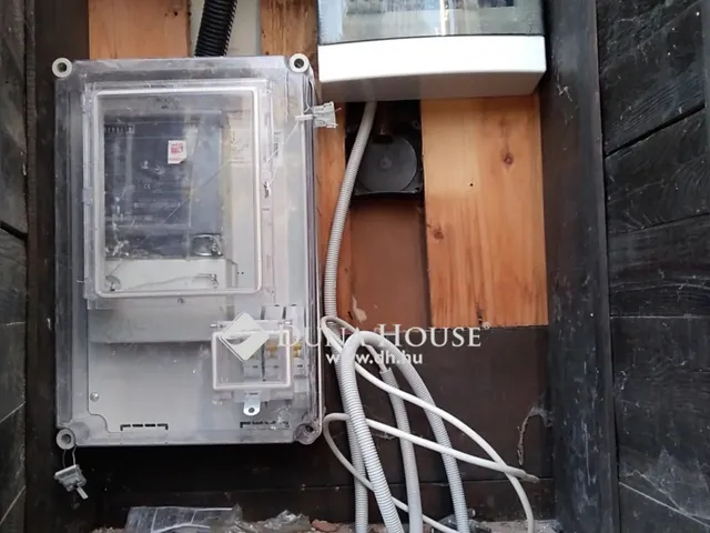 Eladó ház Kápolnásnyék 208 nm