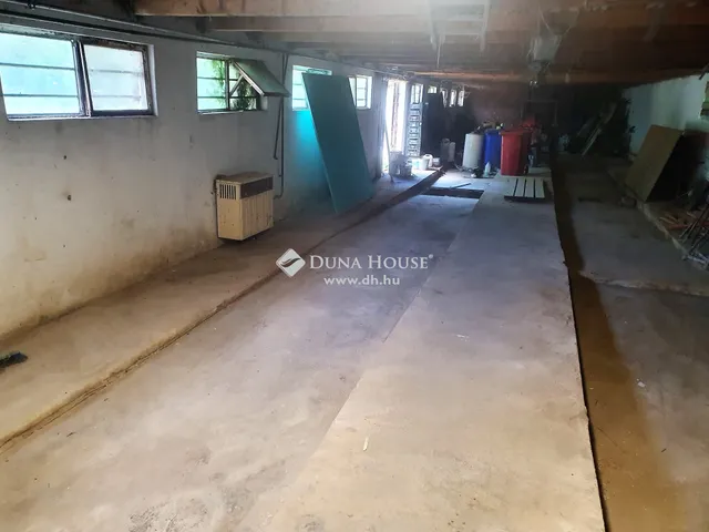 Eladó ház Iváncsa 170 nm