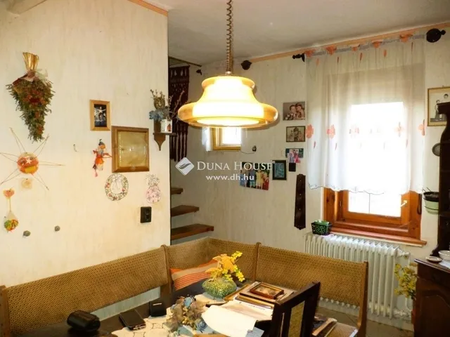 Eladó lakás Székesfehérvár 120 nm