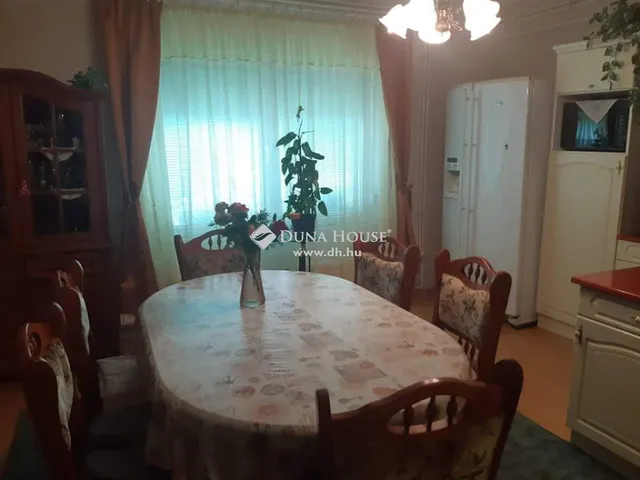 Eladó ház Pusztaszabolcs 99 nm