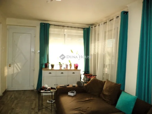 Eladó ház Velence 90 nm