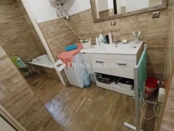 Eladó ház Velence 90 nm