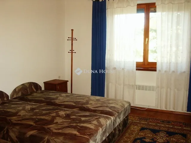 Kiadó ház Velence, Újtelep 53 nm