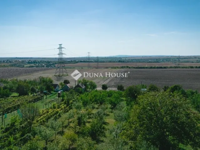 Eladó telek Tordas 1639 nm