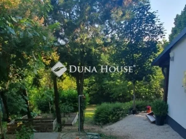 Eladó ház Csákvár 25 nm