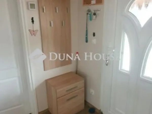 Eladó ház Csákvár 25 nm