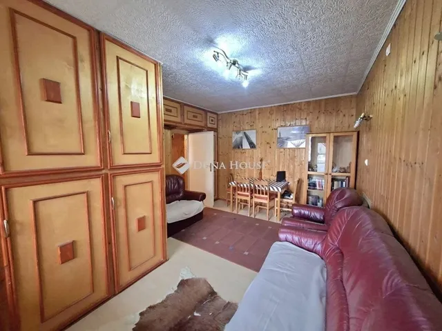 Eladó lakás Székesfehérvár 42 nm