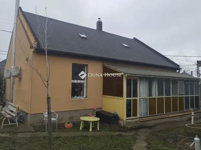 Eladó ház Székesfehérvár 90 nm