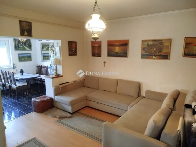 Eladó ház Velence 150 nm