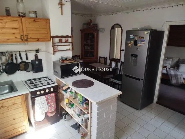 Eladó ház Velence 150 nm