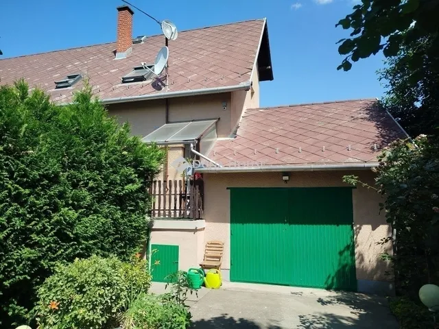 Eladó ház Velence 150 nm