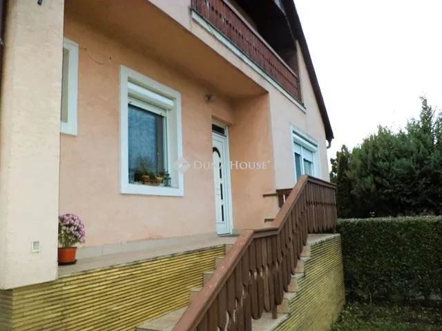 Eladó ház Velence, Újtelep 90 nm