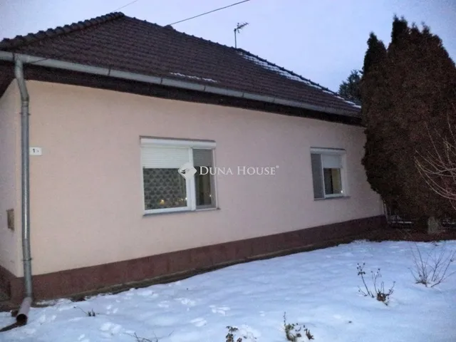 Eladó ház Velence 125 nm