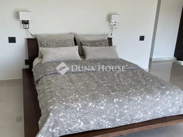 Eladó ház Velence 156 nm