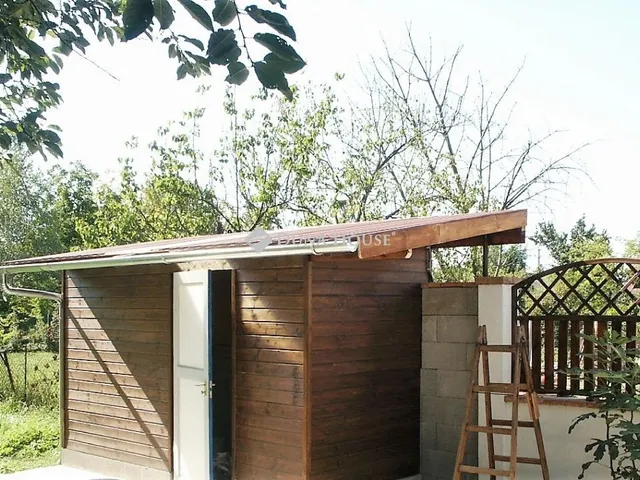 Kiadó ház Velence 53 nm