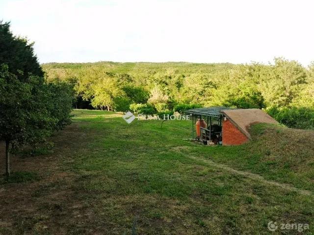 Eladó nyaraló Pákozd 65 nm