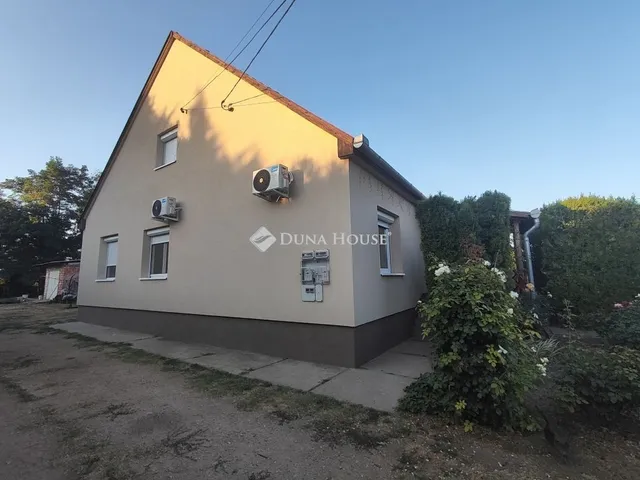 Eladó ház Iváncsa 115 nm