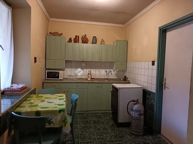 Eladó ház Szabadbattyán 74 nm