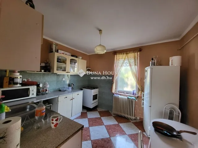 Eladó ház Bakonycsernye 91 nm