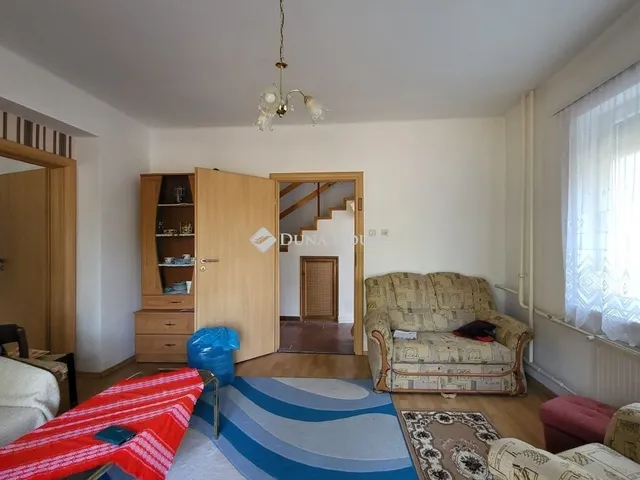 Eladó ház Csopak 140 nm