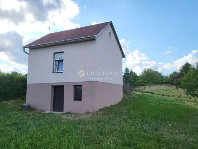Eladó üdülő és hétvégi ház Füle 50 nm
