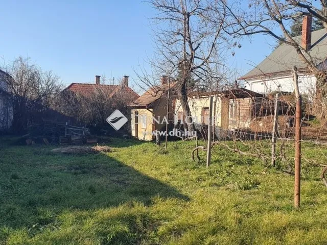 Eladó ház Balatonkenese 60 nm