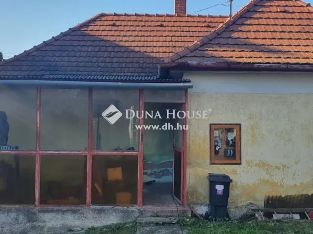 Eladó ház Balatonkenese 60 nm